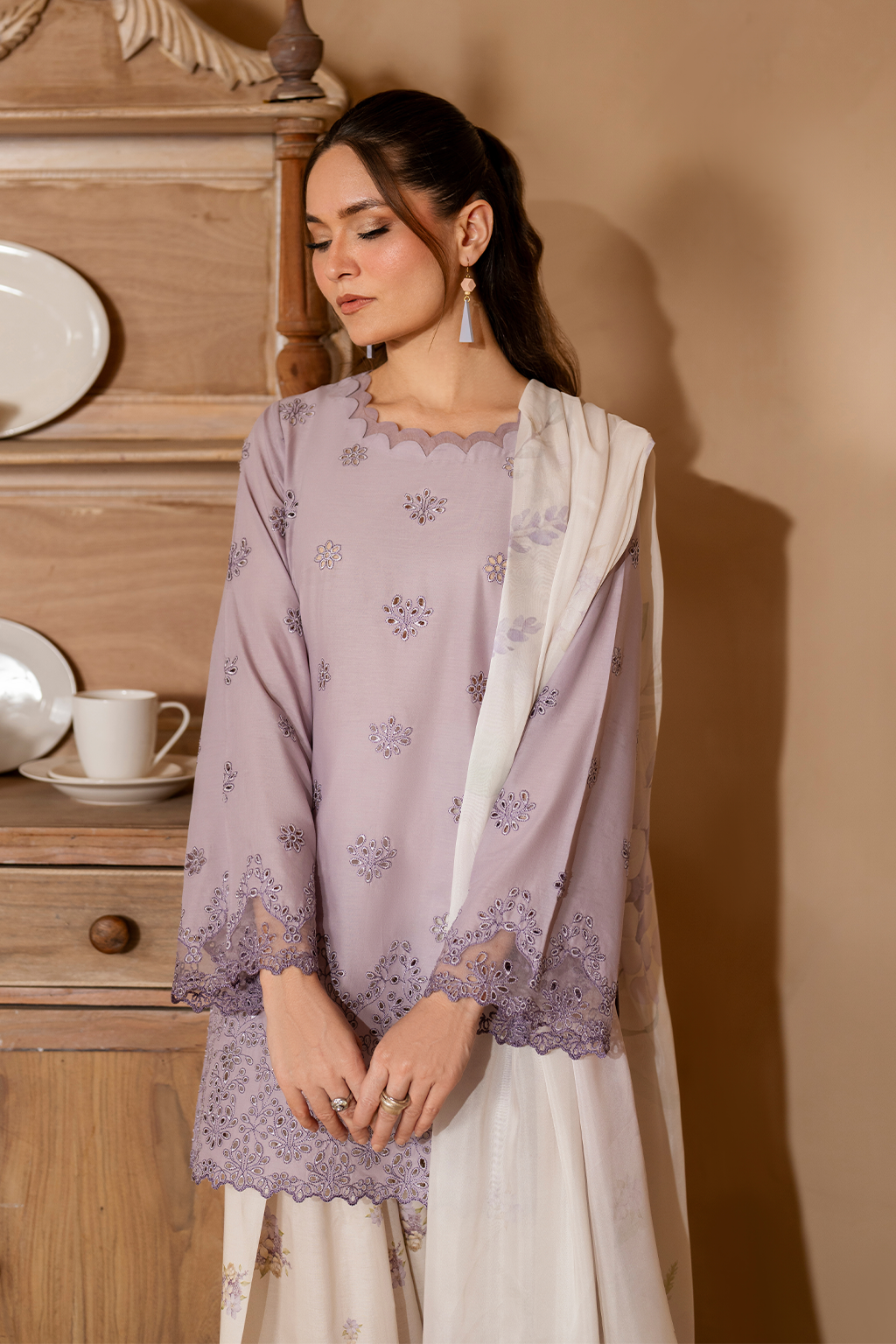 IZNIK UE-478 EMBROIDERED LAWN