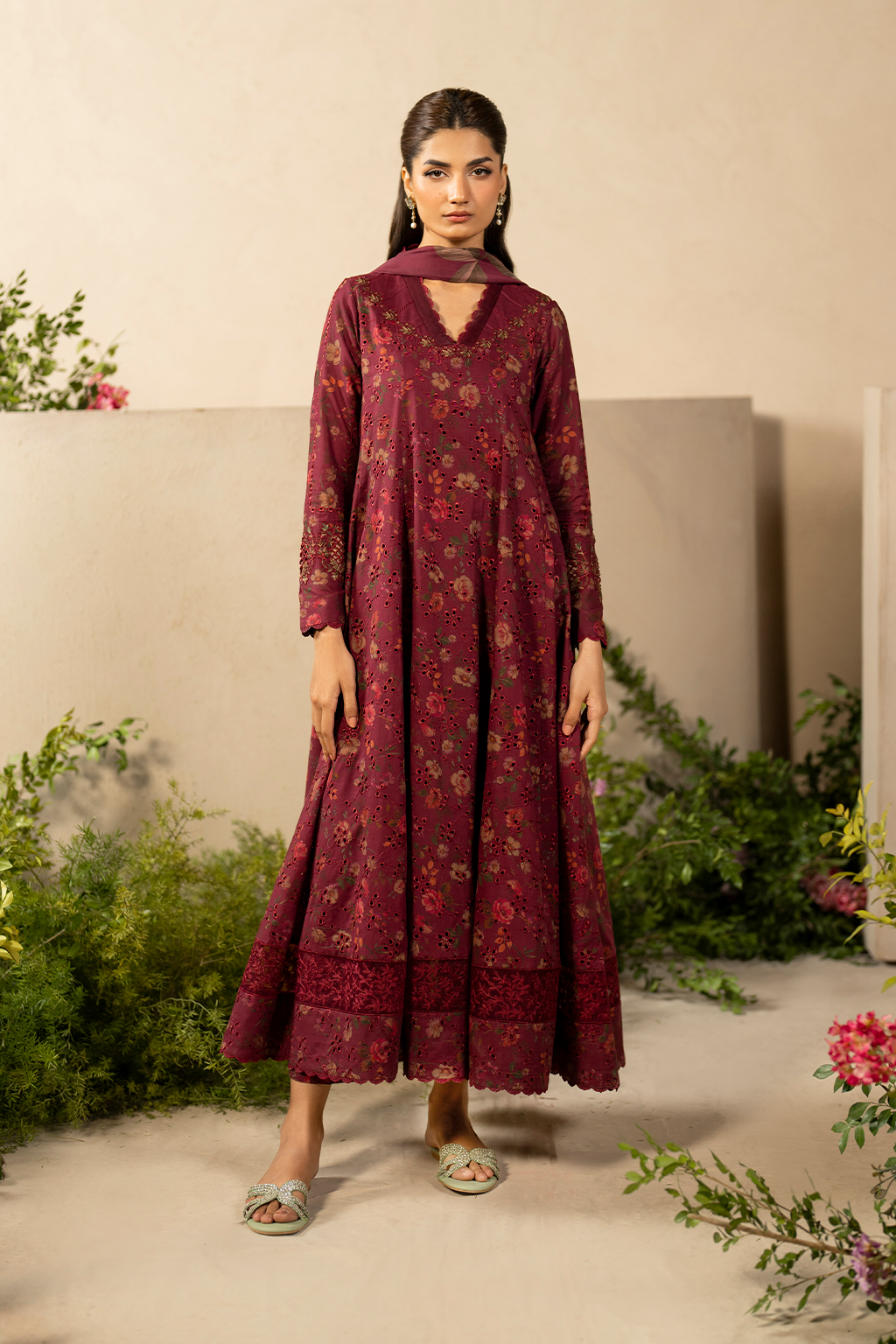 IZNIK EFL-10 EMBROIDERED LAWN