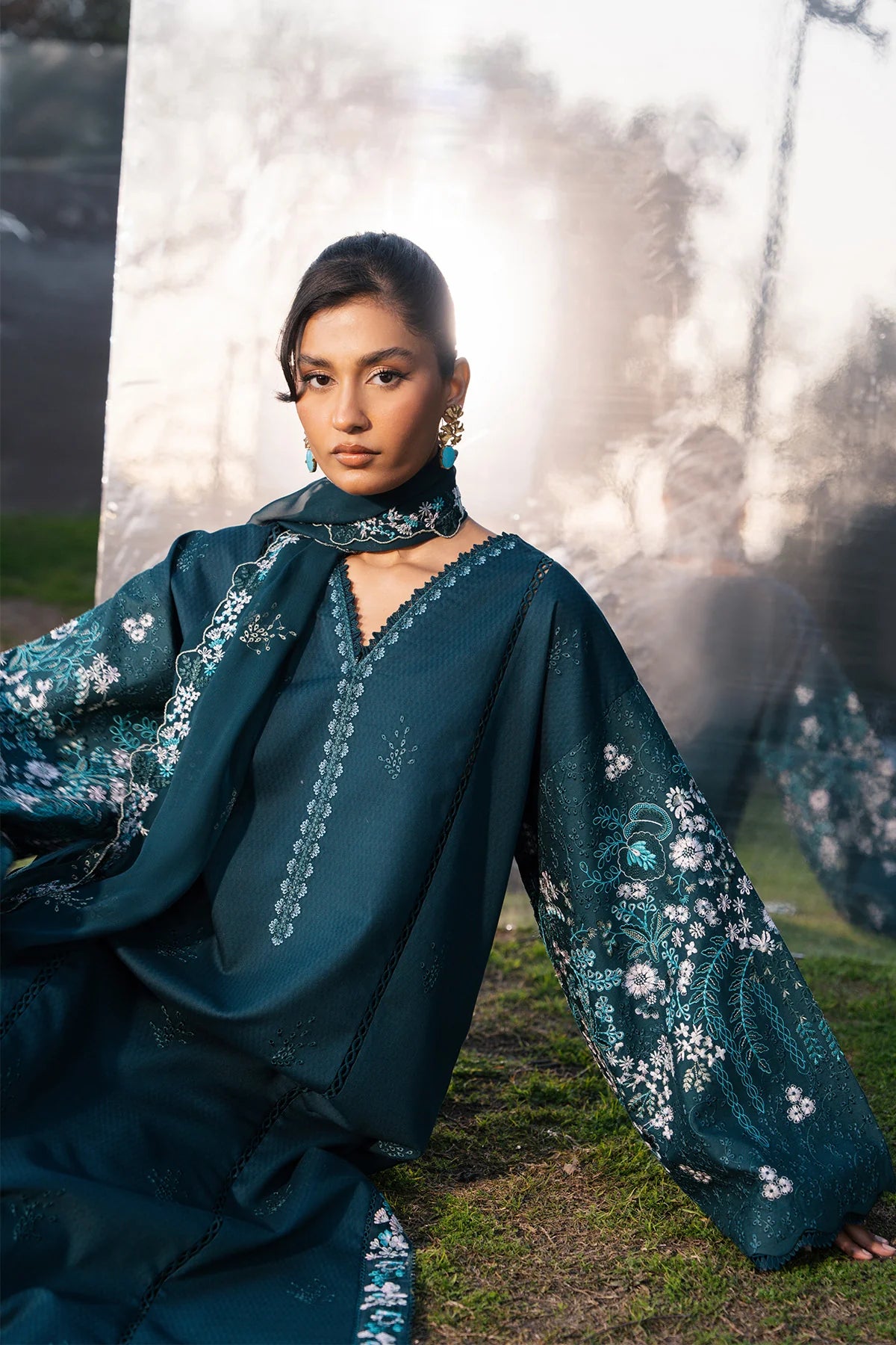 Ziva Unstiched lawn