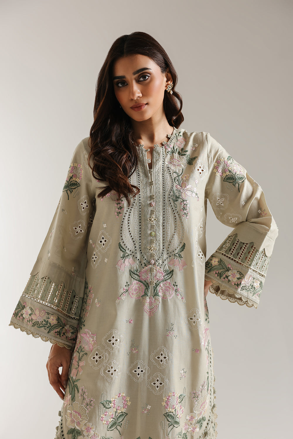 ETHNC WOMEN EMBROIDERED SUIT