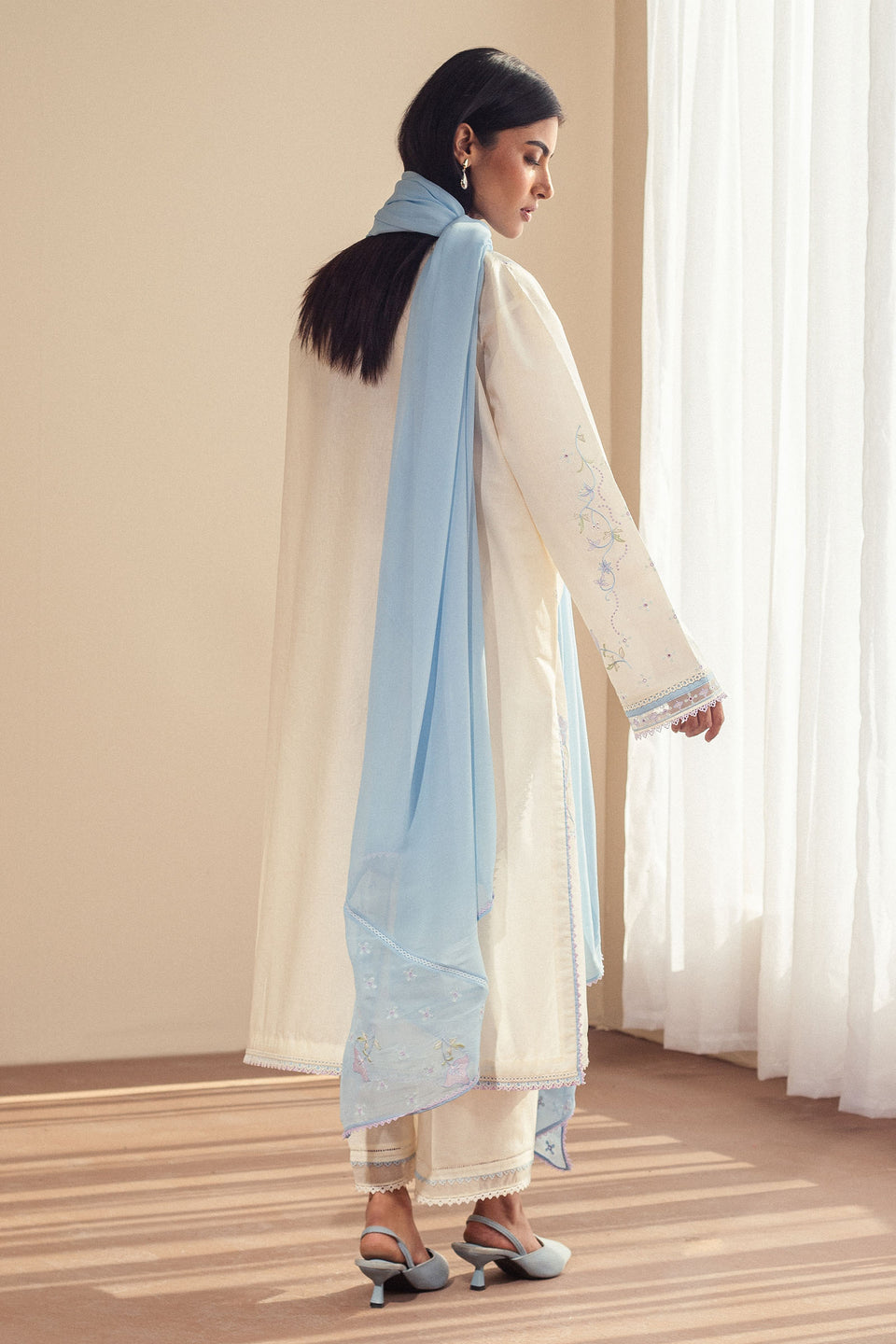 ZARA SHAHJAHAN CR25P0108