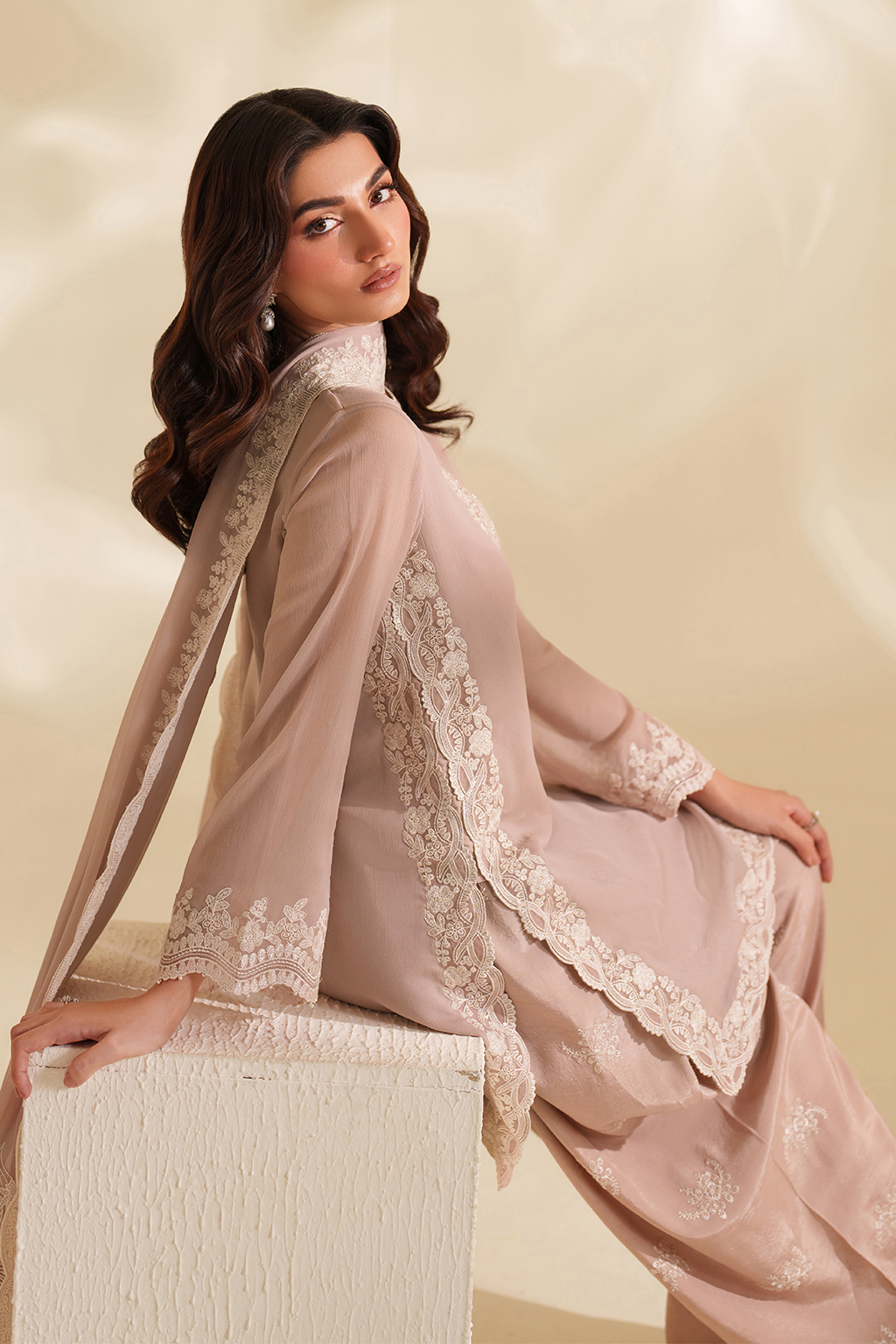 IZNIK CC-79 EMBROIDERED CHIFFON