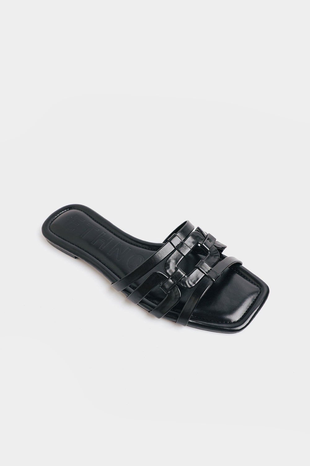 SANDAL