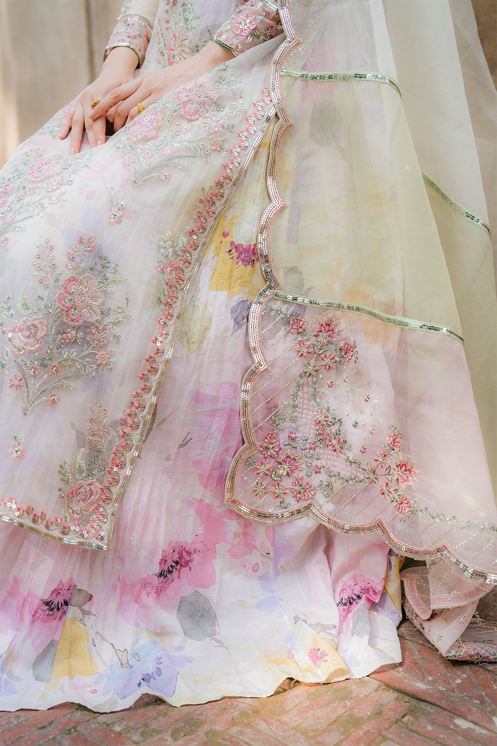 IZNIK UE-320 PRINTED RAW SILK