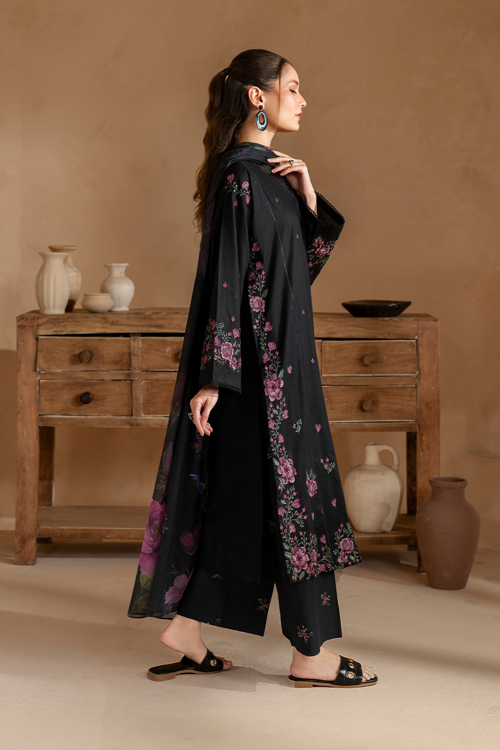 IZNIK UE-477 EMBROIDERED LAWN