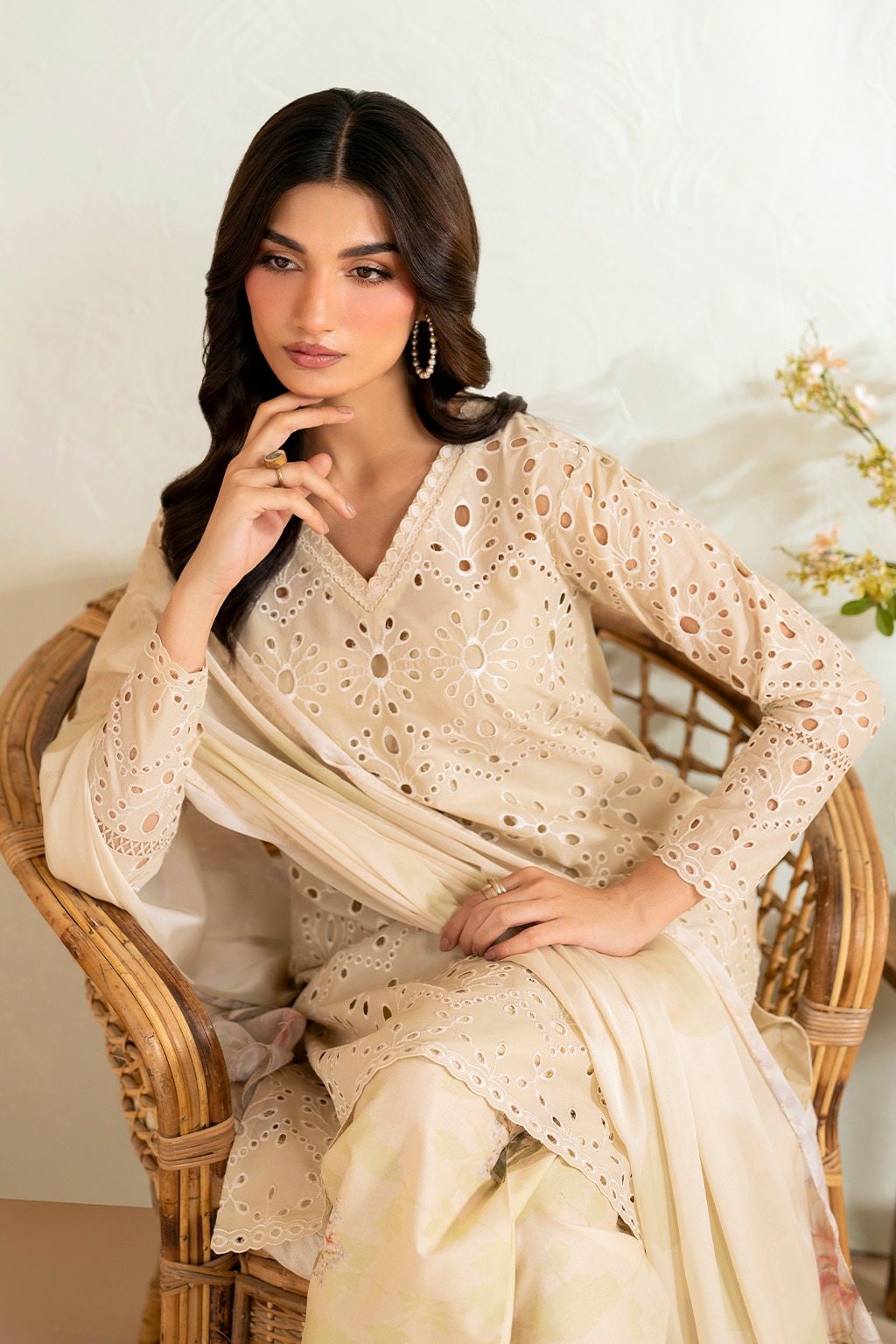 IZNIK UE-471 EMBROIDERED LAWN