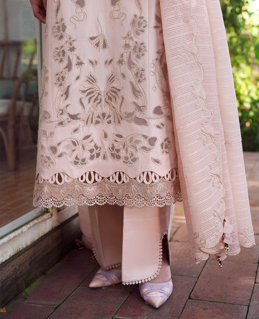 REPUBLICWOMENSWEAR M-140