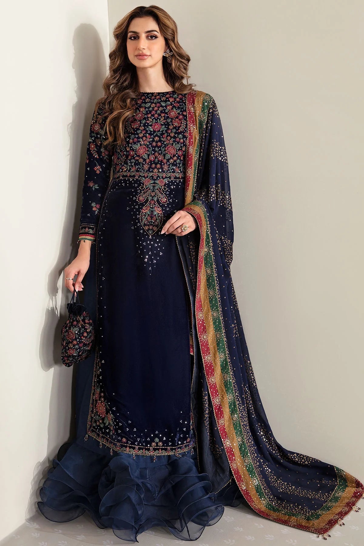 EMBROIDERED VELVET FORMAL
VF-2005