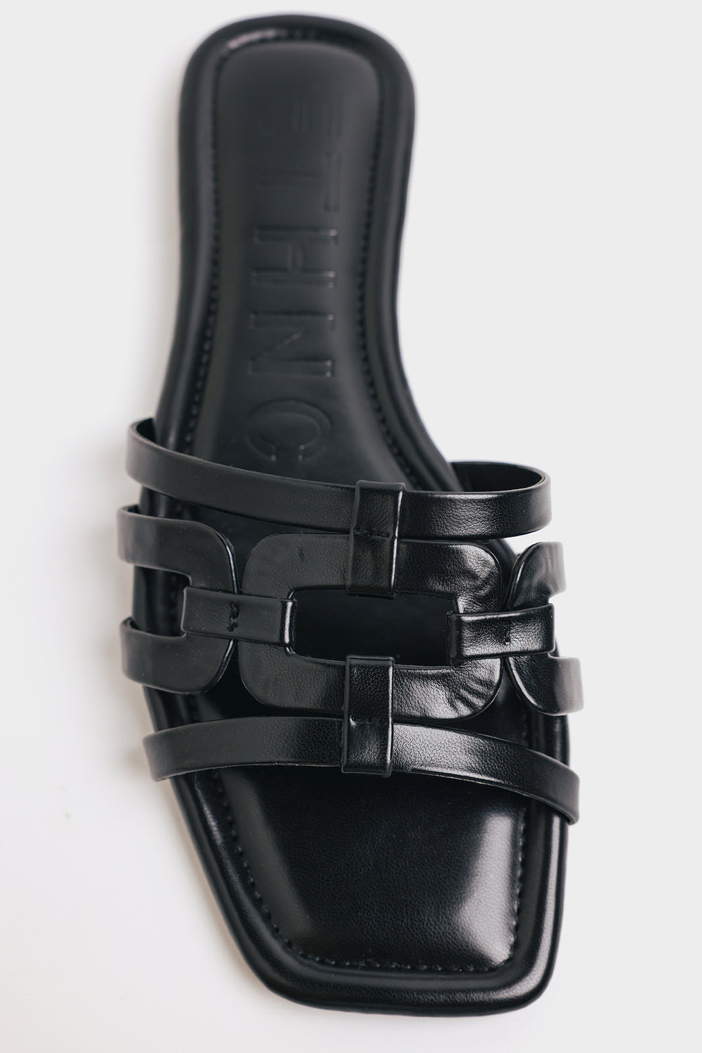 SANDAL