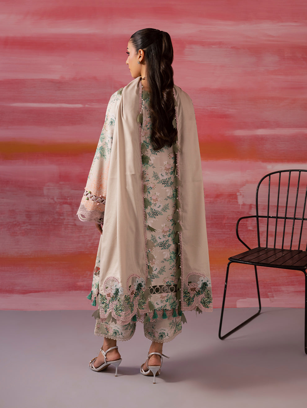 FLORA LINEN SHAWL COLLECTION