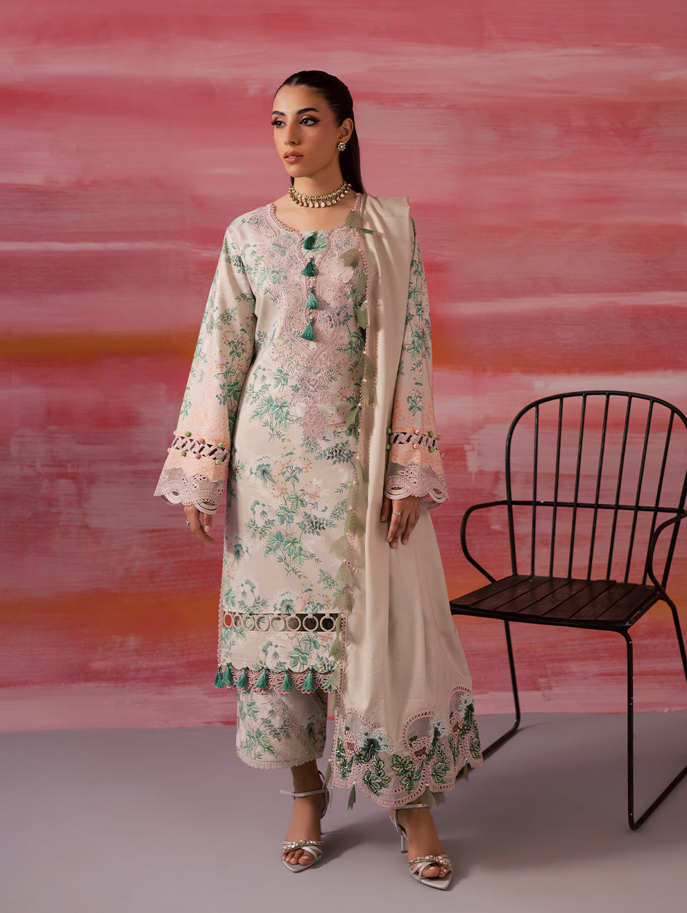 FLORA LINEN SHAWL COLLECTION