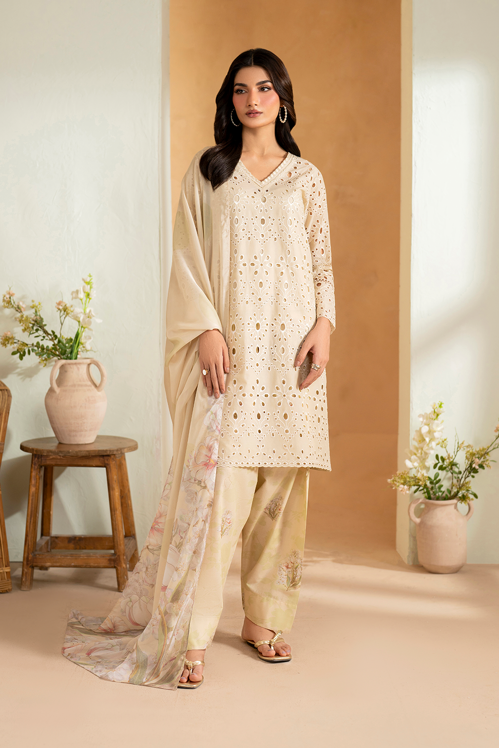 IZNIK UE-471 EMBROIDERED LAWN