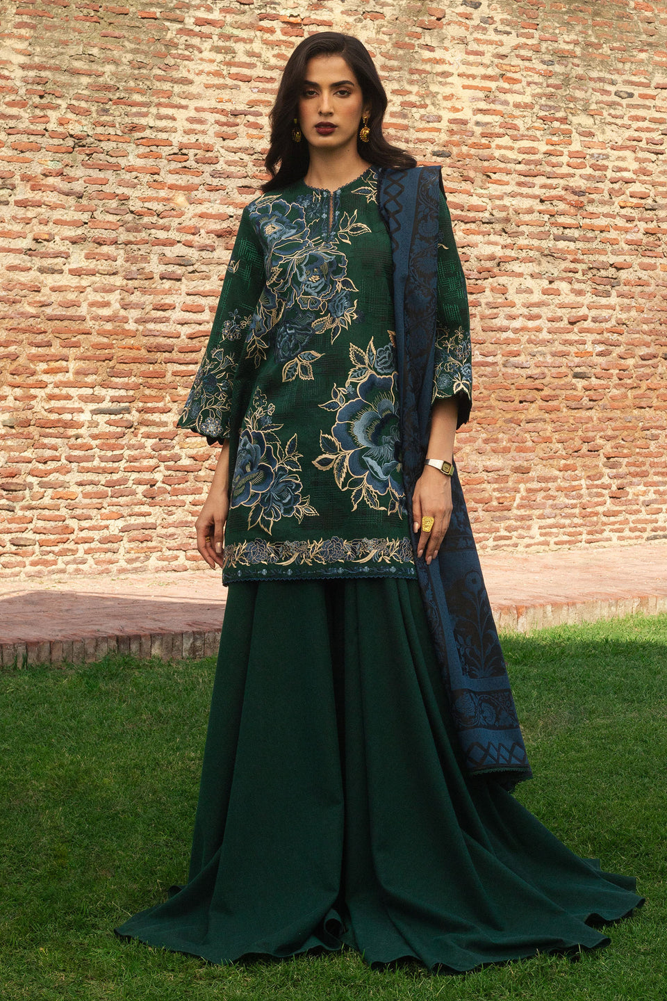 ZARA SHAHJAHAN MINA-D7