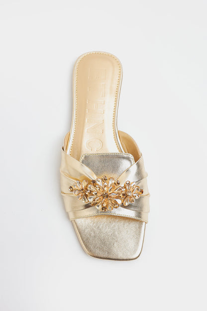 SANDAL