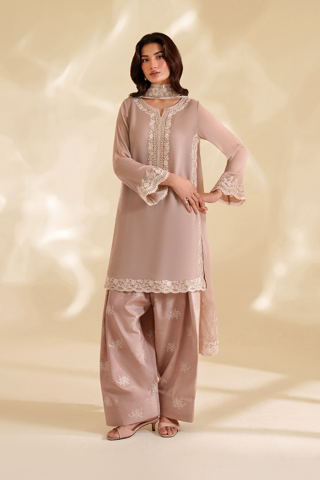 IZNIK CC-79 EMBROIDERED CHIFFON