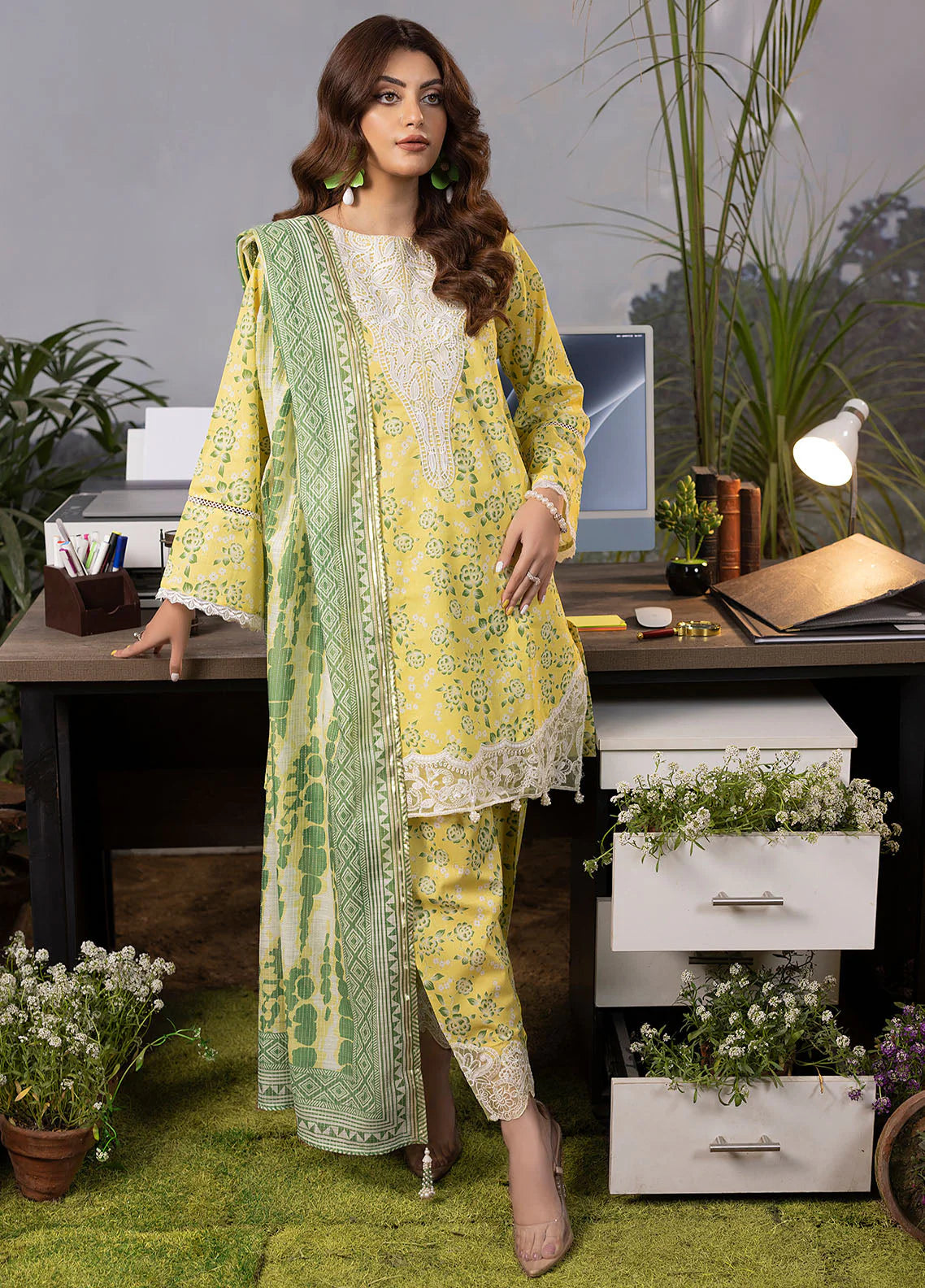 CT-9012 Radiant Essence - Mehr | Unstitched | 3 Piece