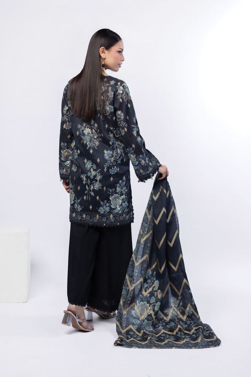 Printed | Jacquard
Fabrics 3 Piece