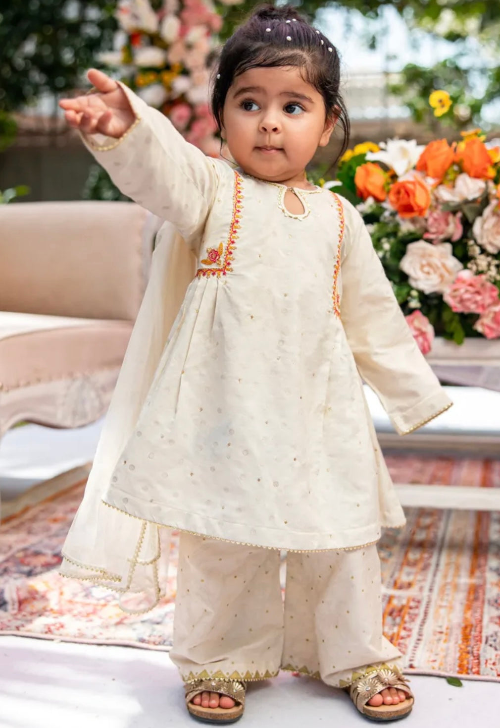 OFF WHITE KHADDI EMBROIDERED 3PC STITCHED