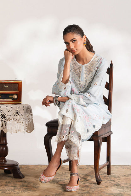 ETHNC WOMEN EMBROIDERED SUIT