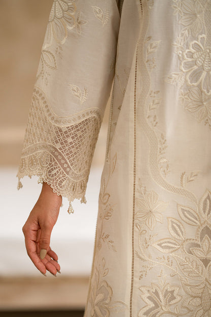 ETHNC WOMEN EMBROIDERED LAWN SUIT