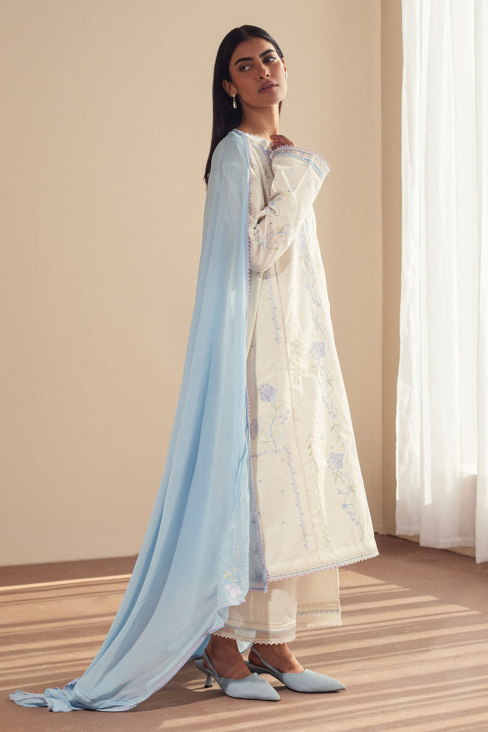 ZARA SHAHJAHAN CR25P0108