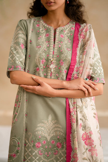 ETHNC WOMEN EMBROIDERED LAWN SUIT