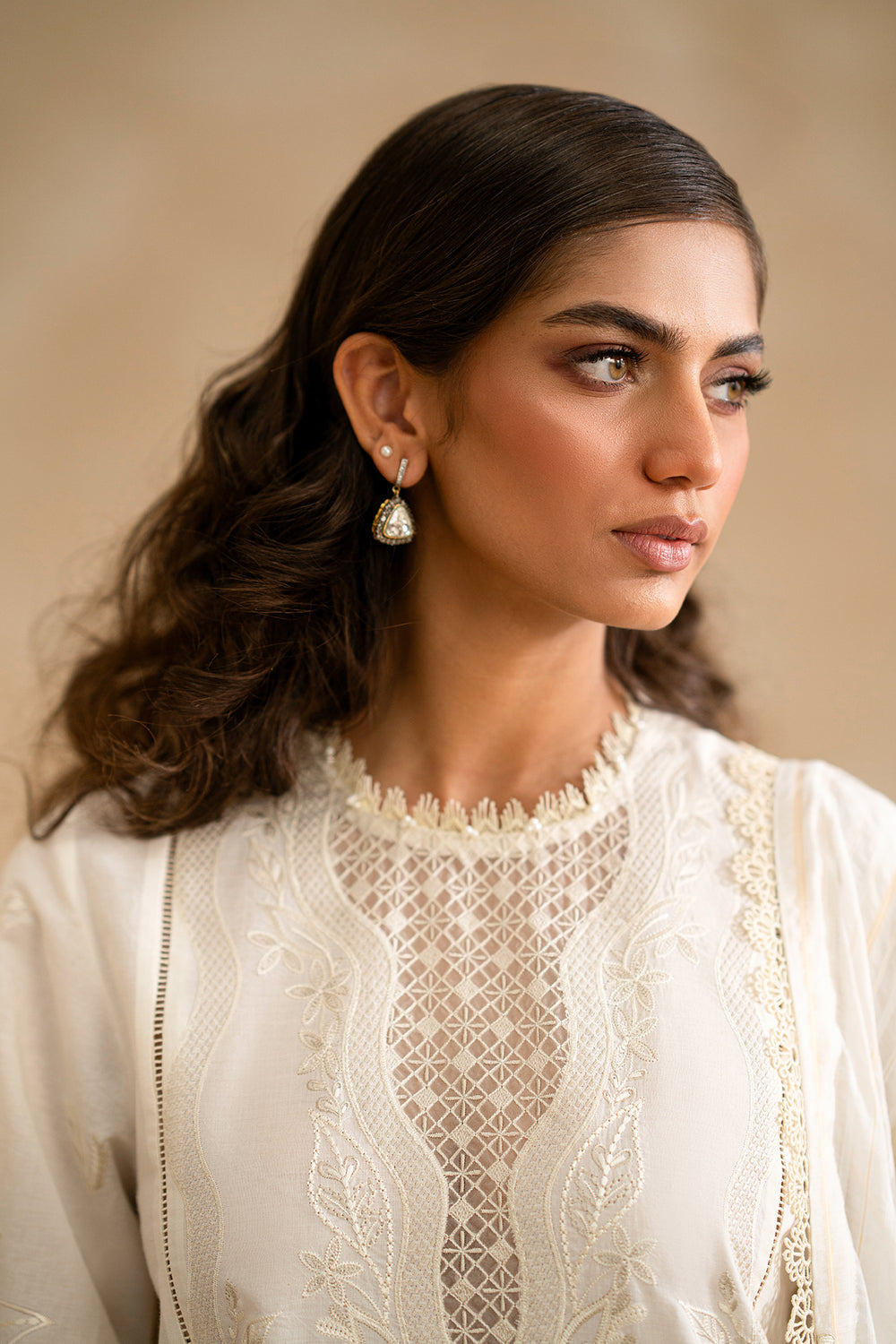 ETHNC WOMEN EMBROIDERED LAWN SUIT