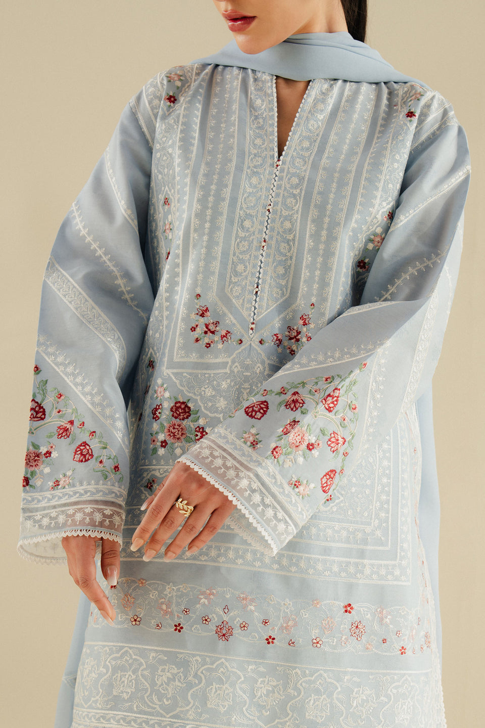 ZARA SHAHJAHAN CR25P0218
