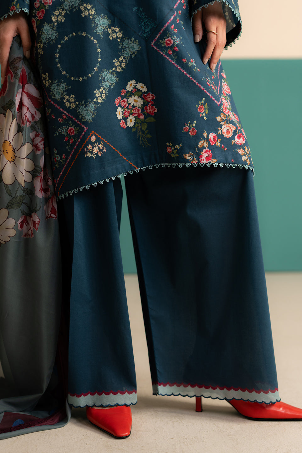 COCOBYZARASHAHJAHAN

ZARYA-9B