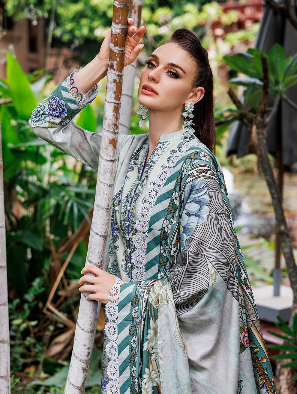 URBANE LINEN PRINTS 2025