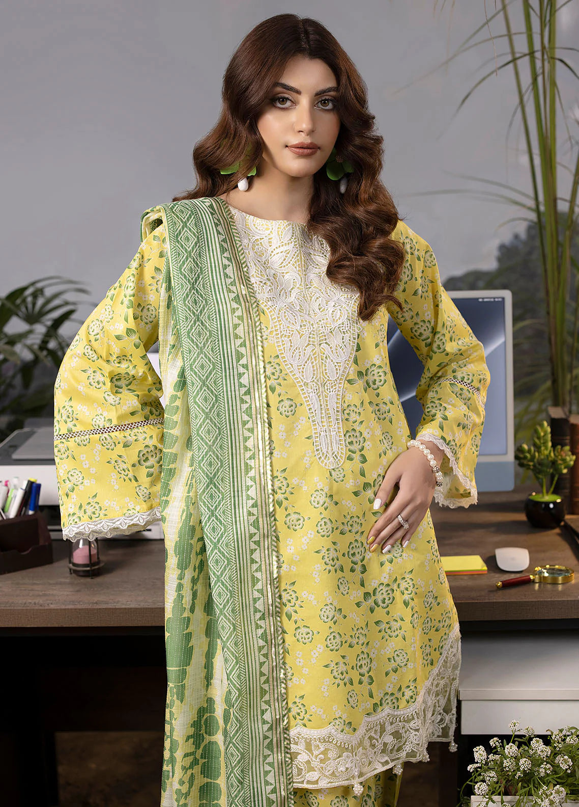 CT-9012 Radiant Essence - Mehr | Unstitched | 3 Piece