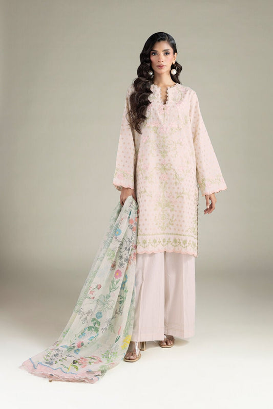 Embroidered | Jacquard
Fabrics 3 Piece