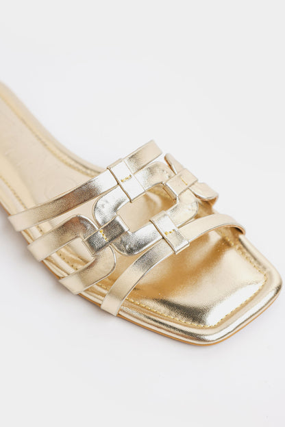 SANDAL