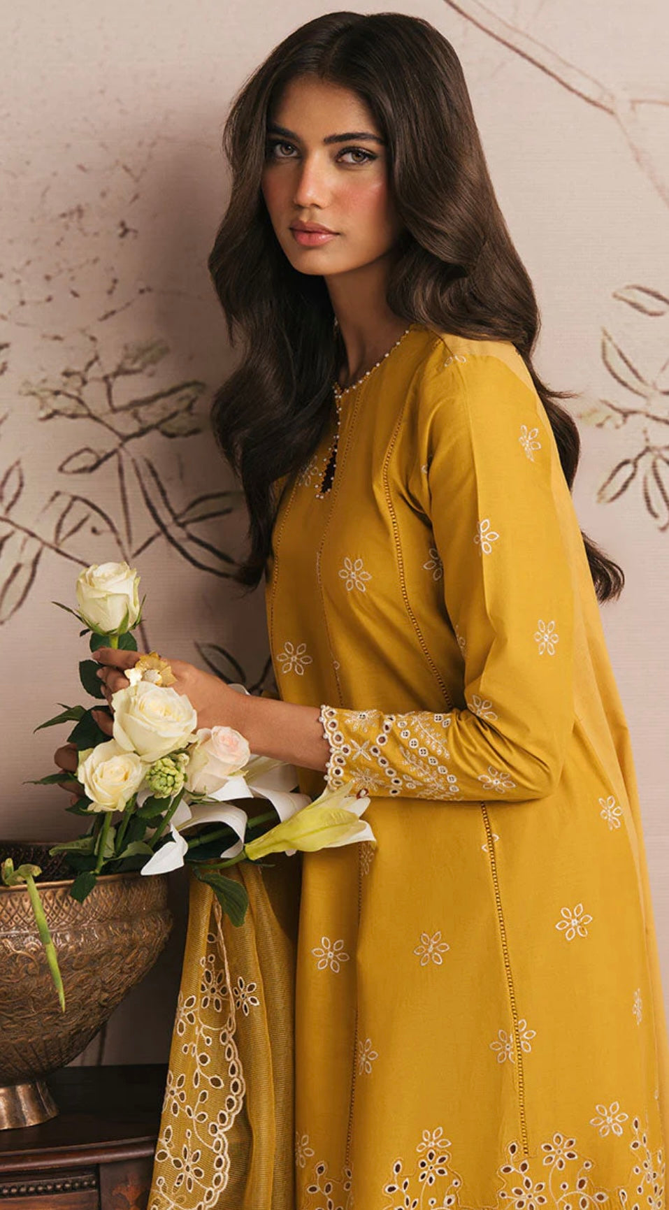 AMBER GLOW-3PC CHIKANKARI SUIT