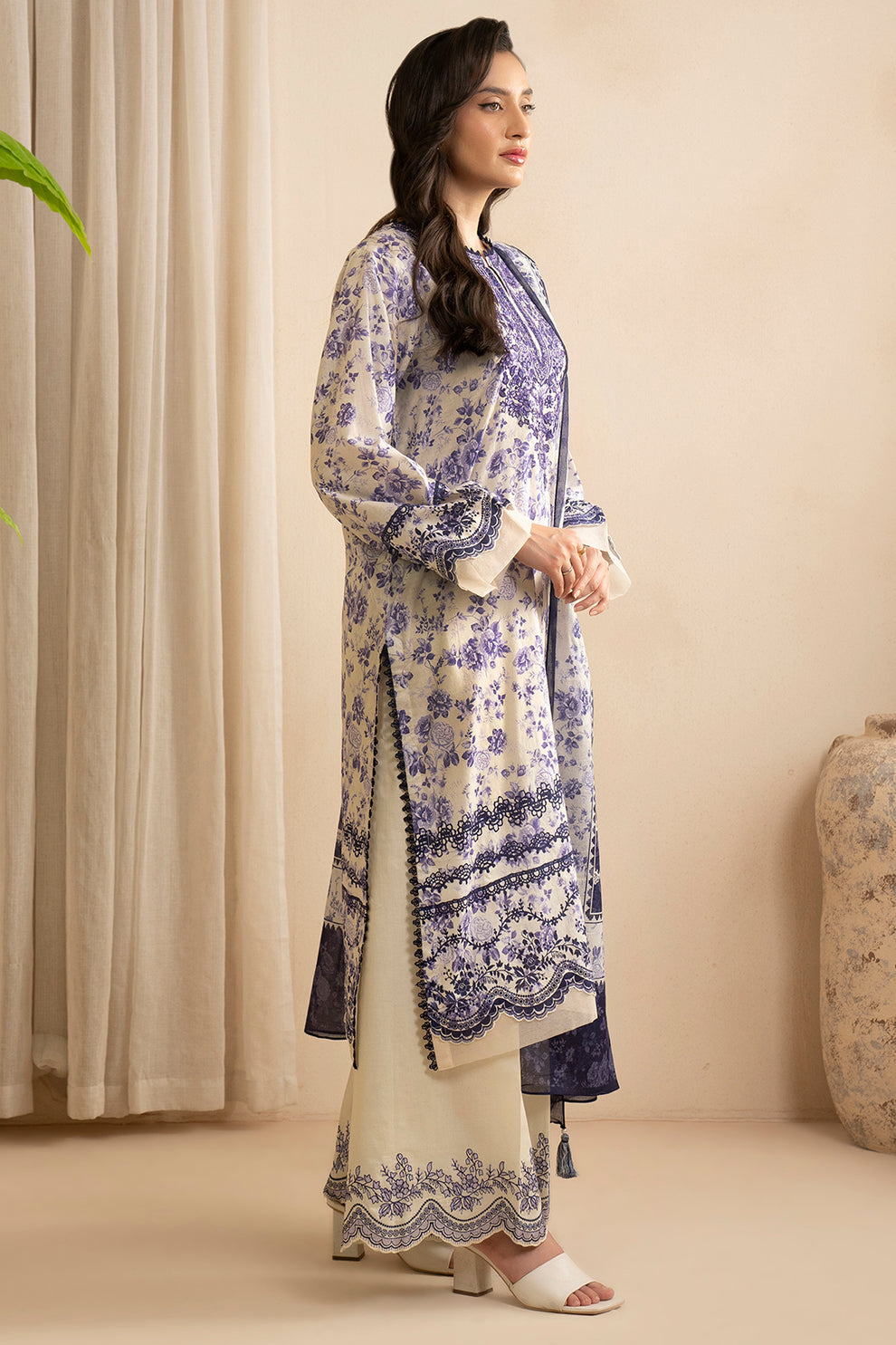Embroidered Shirt Shalwar Dupatta - 0593