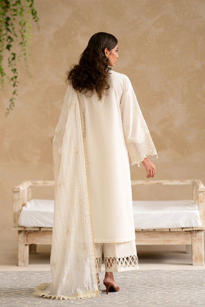 ETHNC WOMEN EMBROIDERED LAWN SUIT