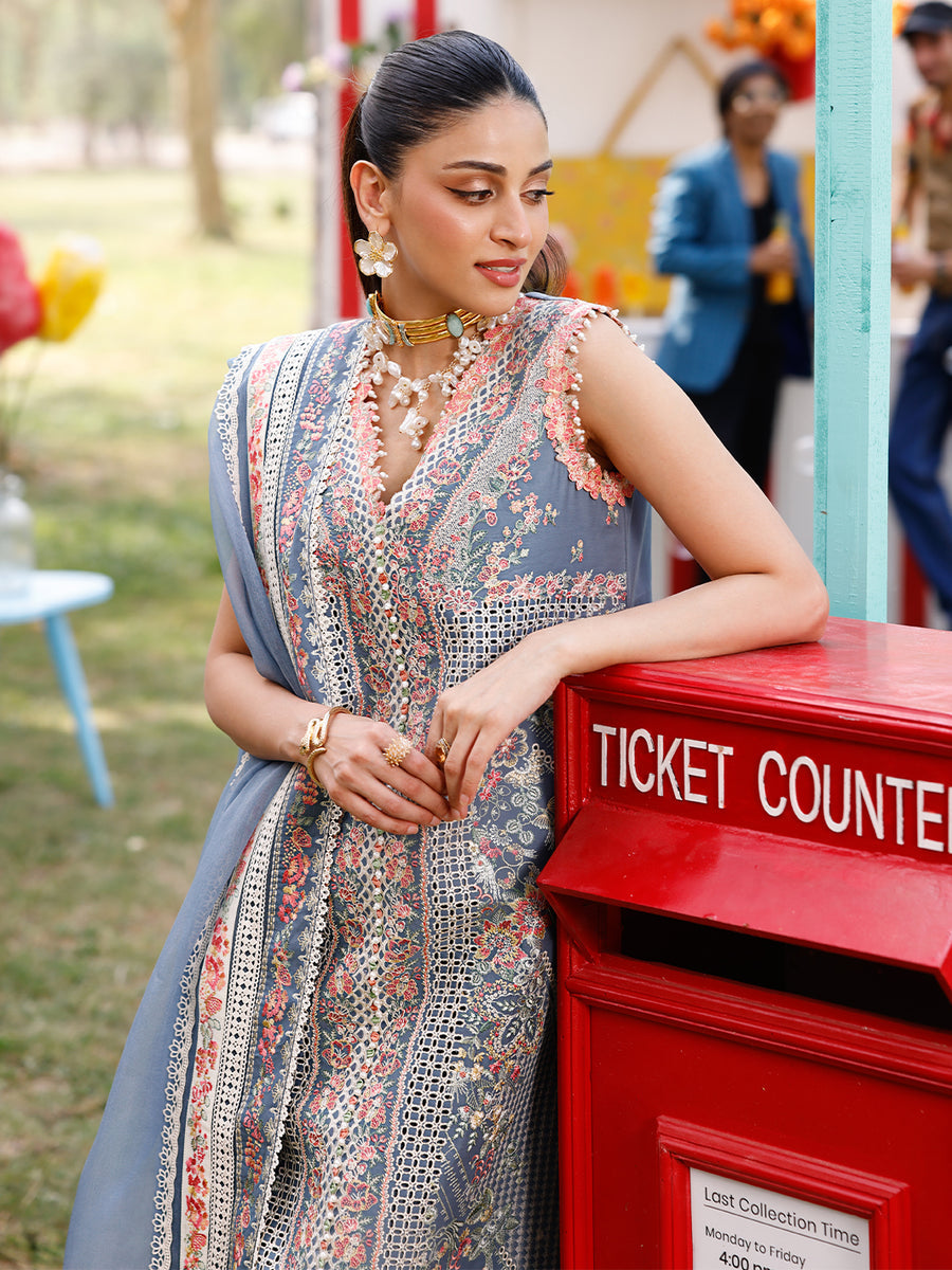 33 - B 3 PC LUXURY
LAWN (Unstitched)