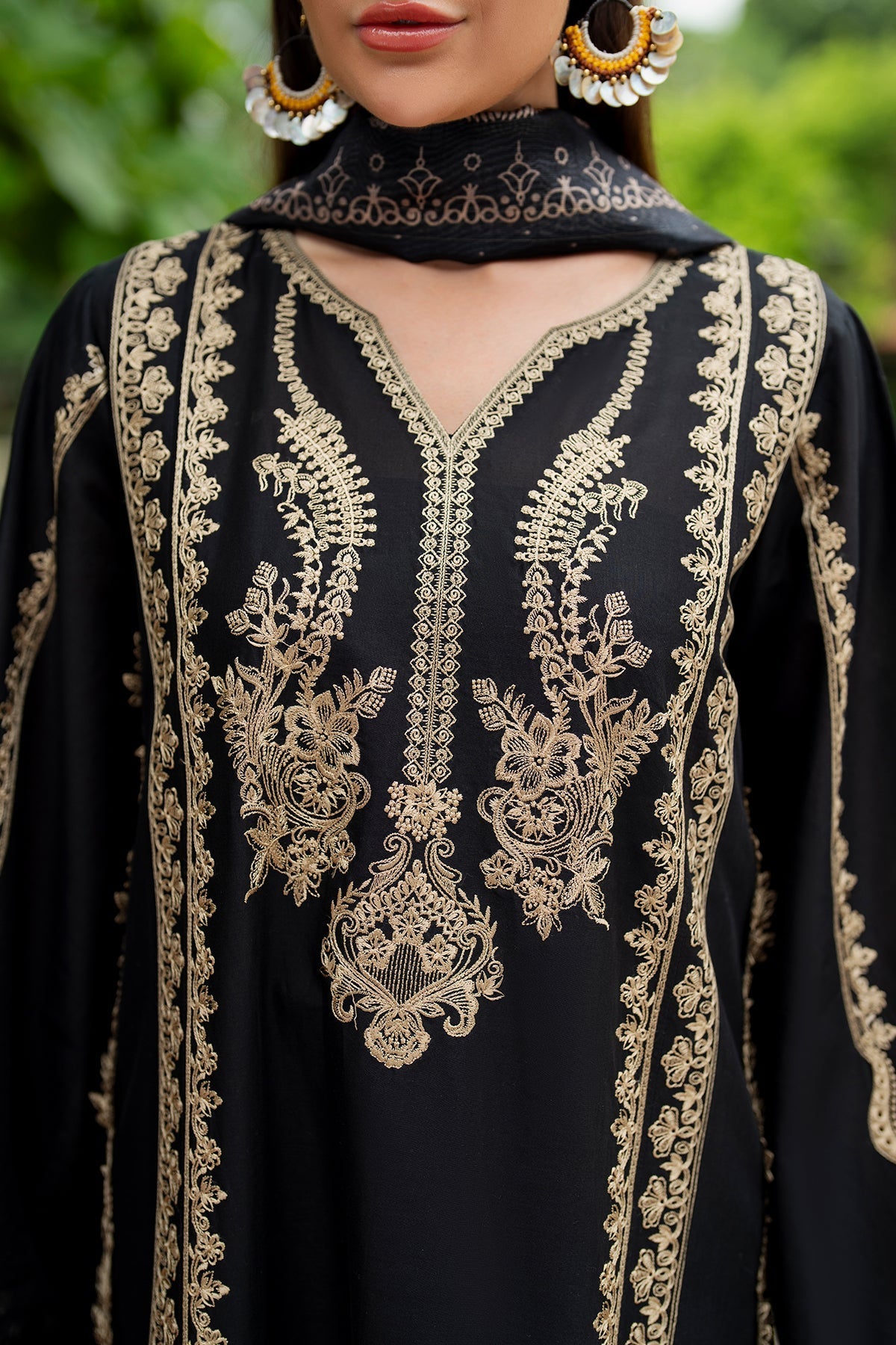 EMBROIDERED LAWN UF-4201