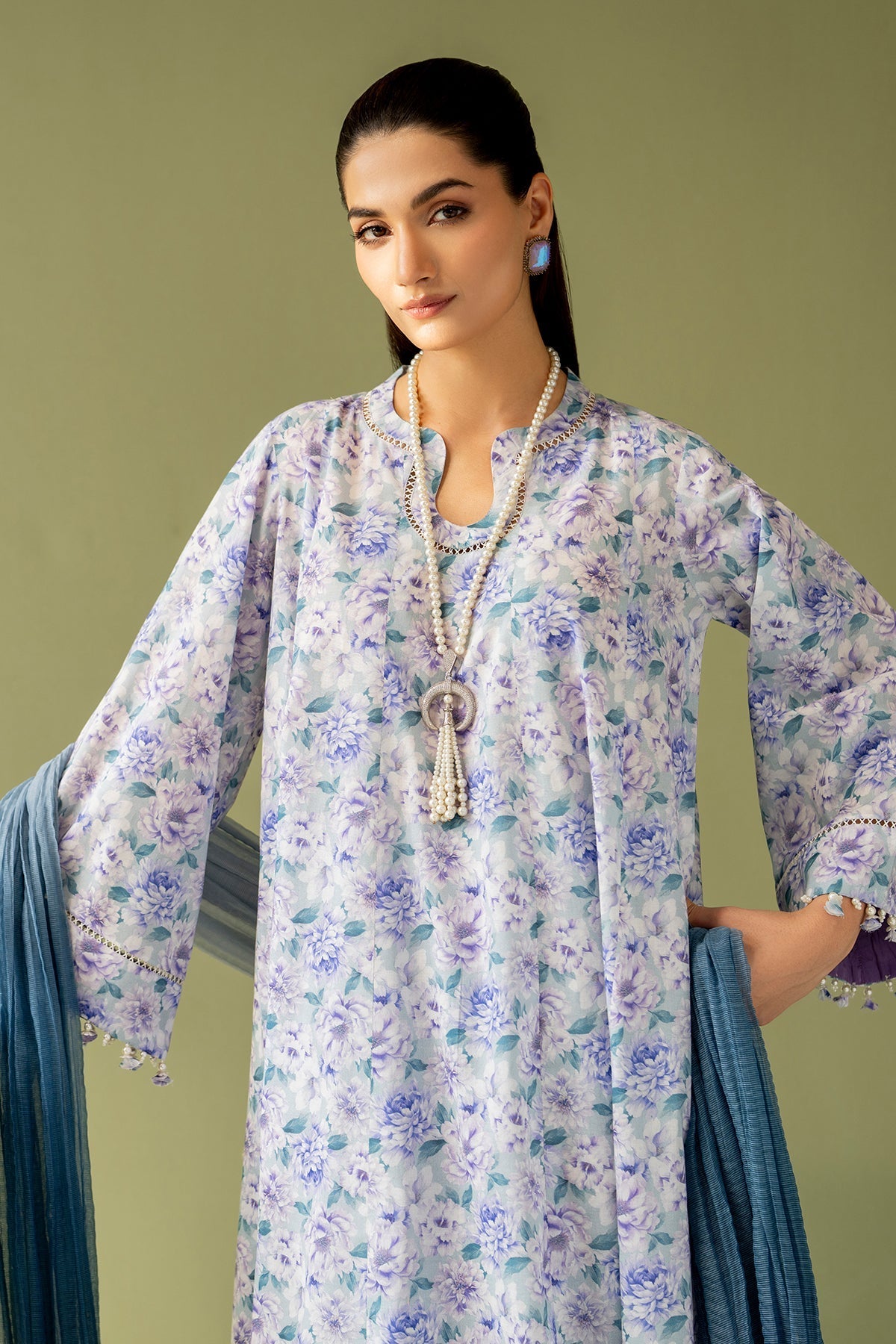 EMBROIDERED PRINTED LAWN UF-4167